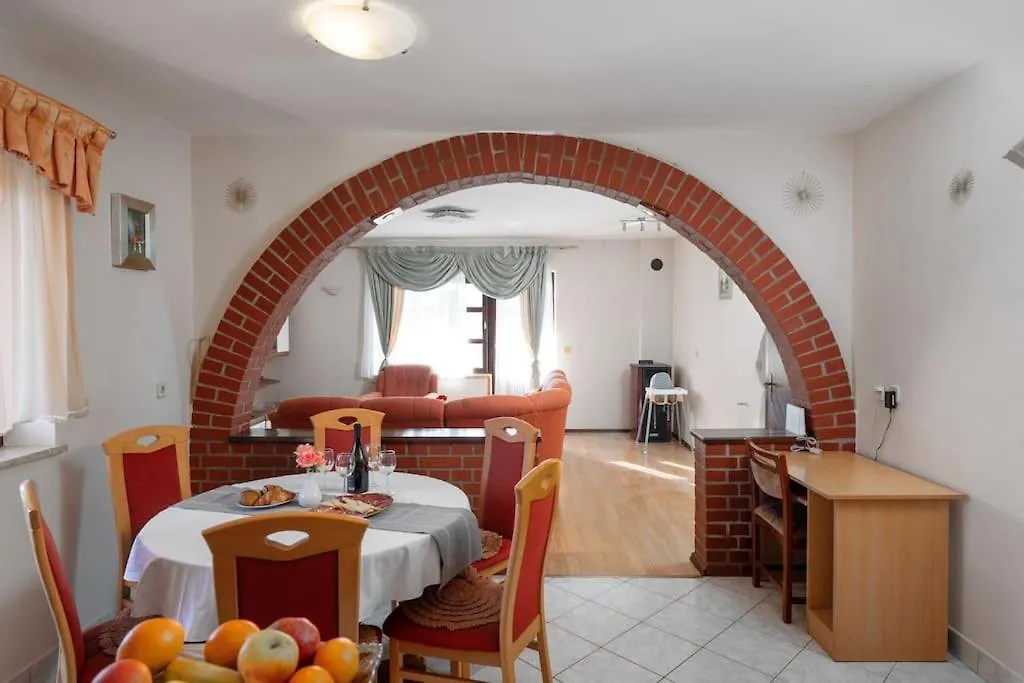 Ruza Appartement Višnjan Kroatië